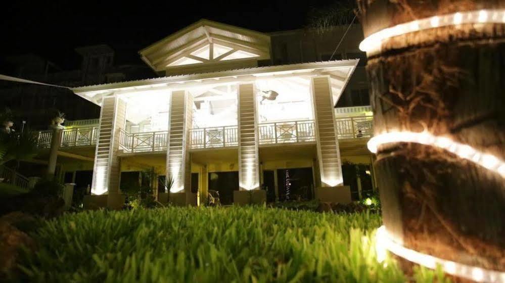 Club House Hotel Вила Карлос Пас Екстериор снимка