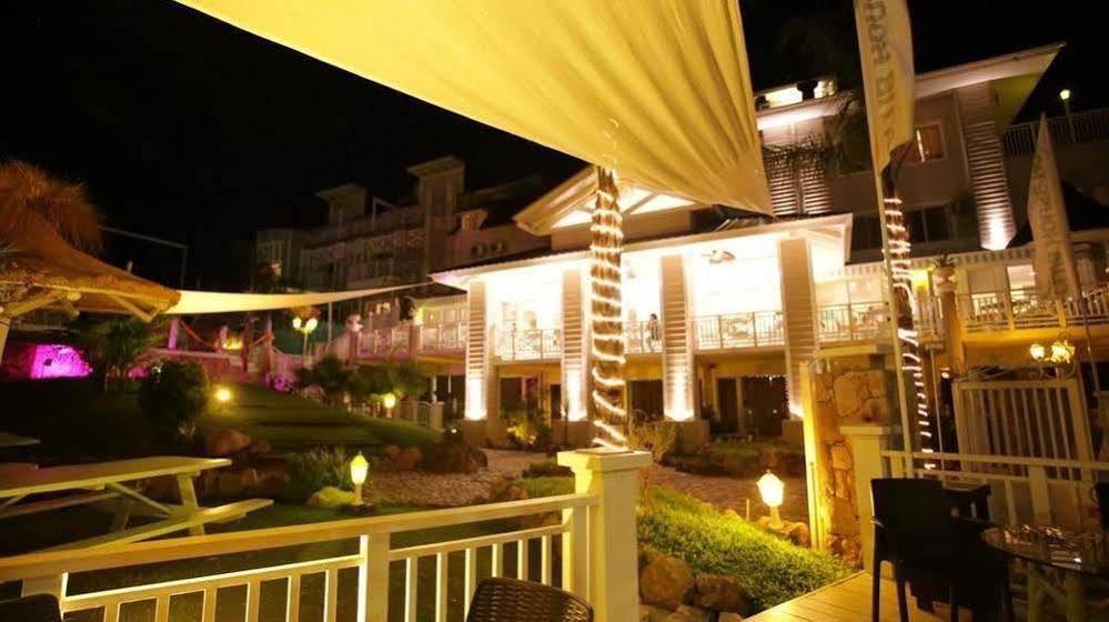Club House Hotel Вила Карлос Пас Екстериор снимка