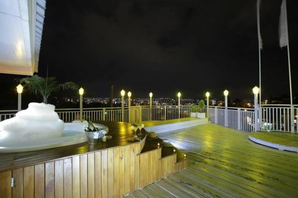 Club House Hotel Вила Карлос Пас Екстериор снимка